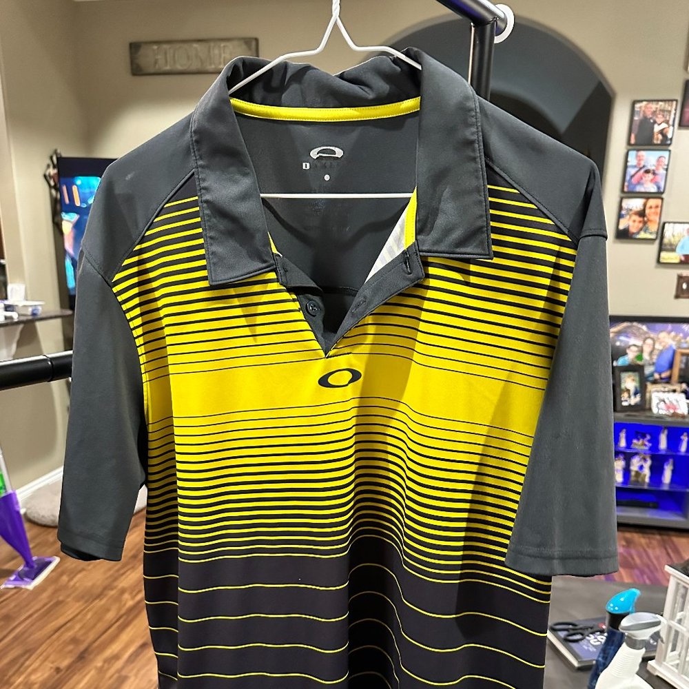 Oakley Men's Black and Yellow Striped Shirt